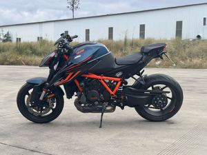 二手KTMR2R1290 Super Duke