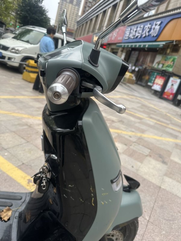 二手南方梦拉丽莎 Melalisa150