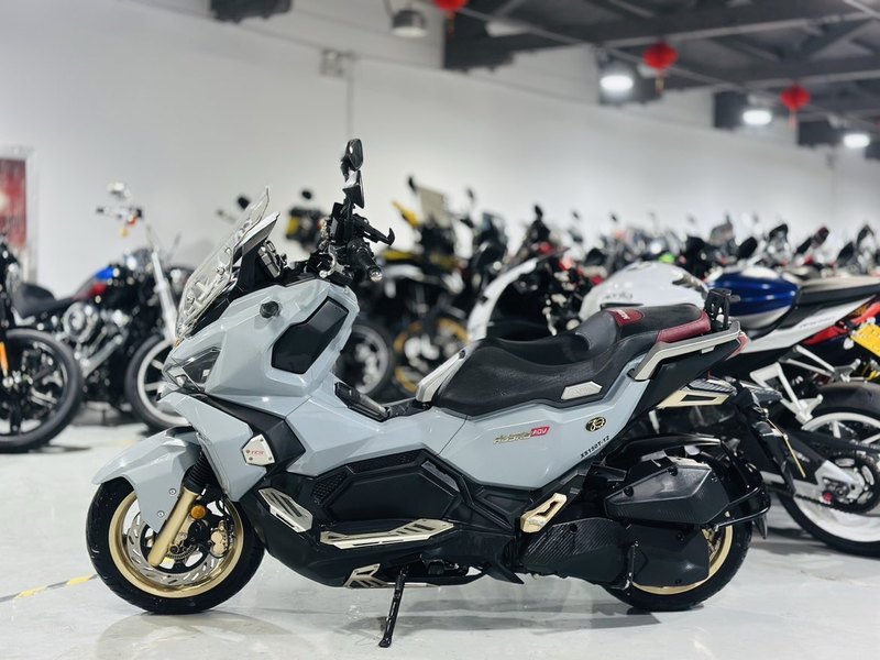 二手三阳哈士奇 Husky ADV150