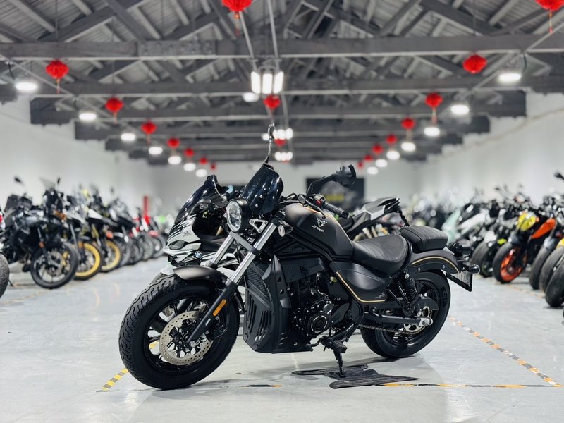 二手香帅苍云 300