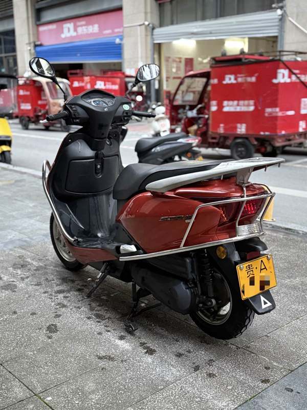 二手五羊本田SCR110 佳御