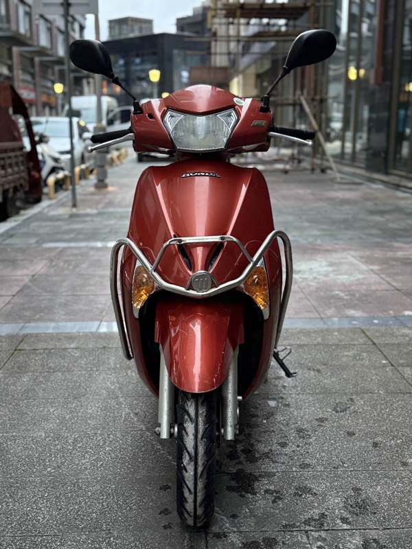 二手五羊本田SCR110 佳御