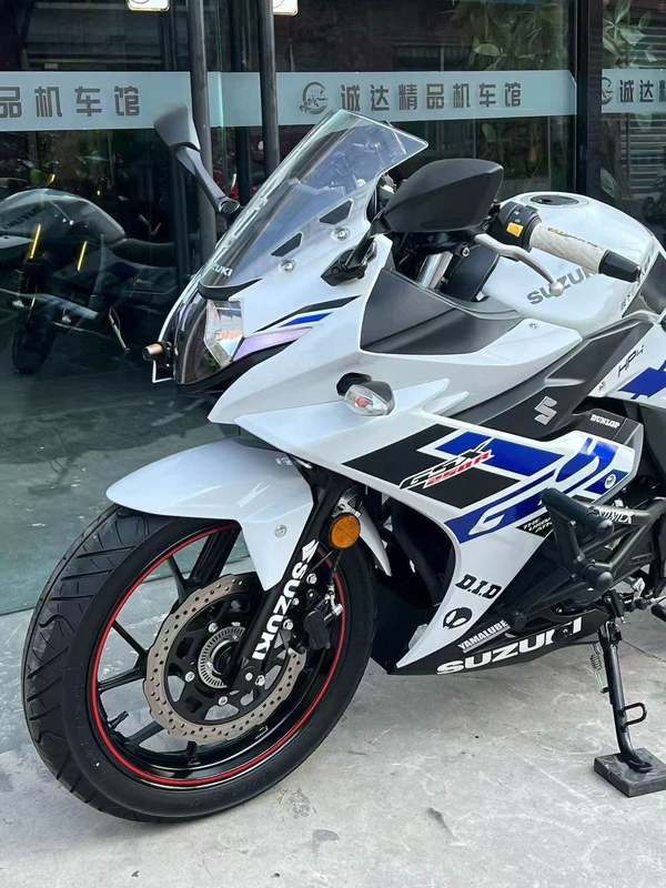 二手豪爵铃木GSX250R