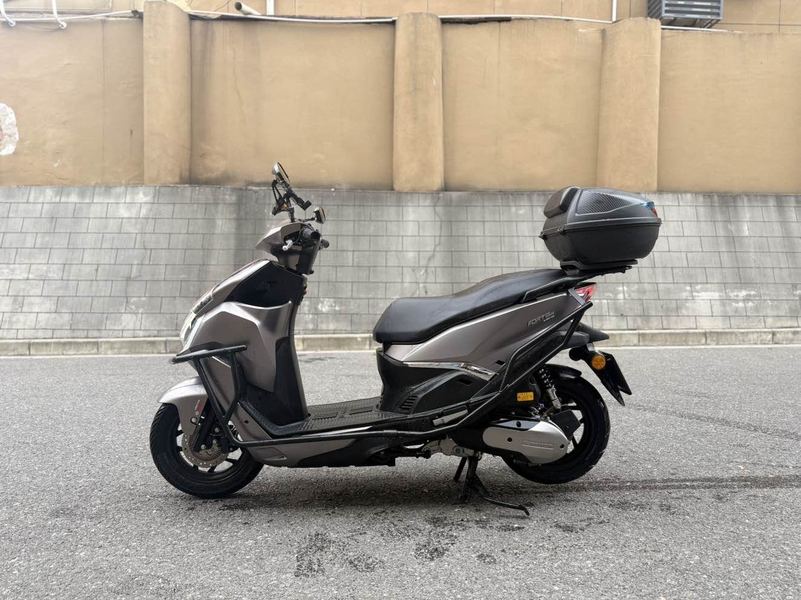 二手QJMOTOR鸿150RS