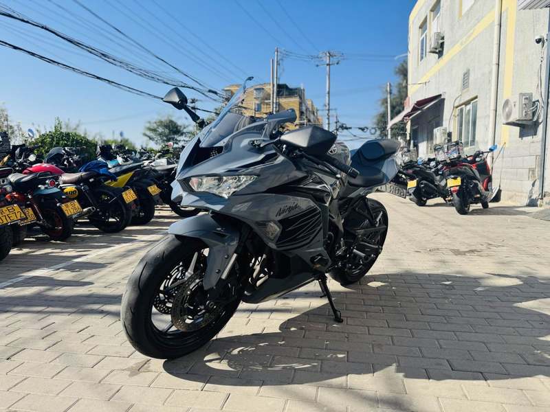 二手川崎ZX-4R