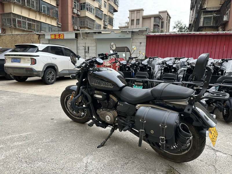 二手QJMOTOR闪350