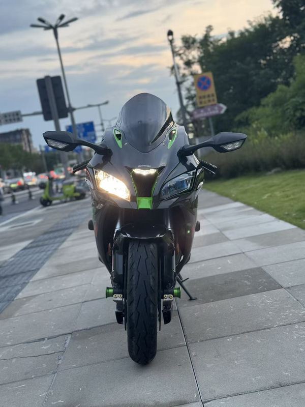 二手川崎Ninja ZX-10R