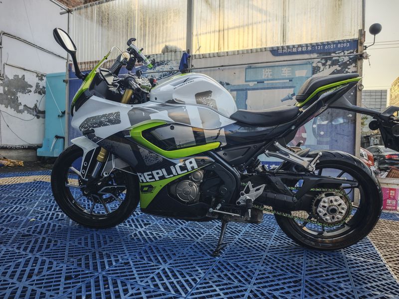 二手QJMOTOR赛250