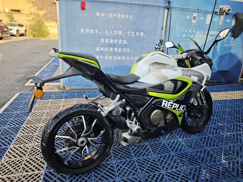 二手QJMOTOR赛250