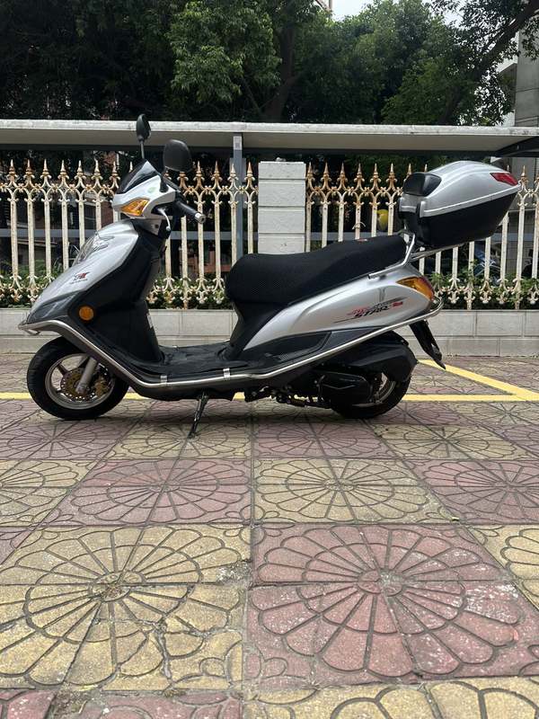 二手豪爵新喜之星 100