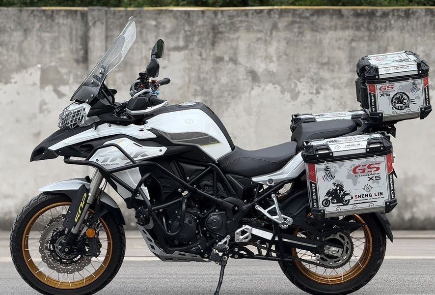 二手贝纳利金鹏 TRK502