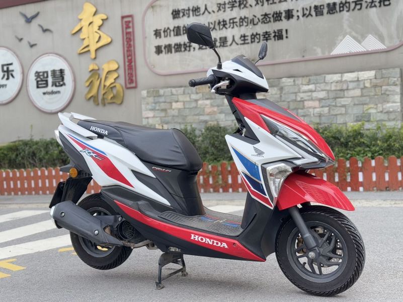 二手新大洲本田裂行 RX125Fi