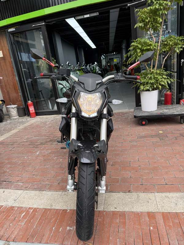 二手贝纳利红宝龙 TNT150i