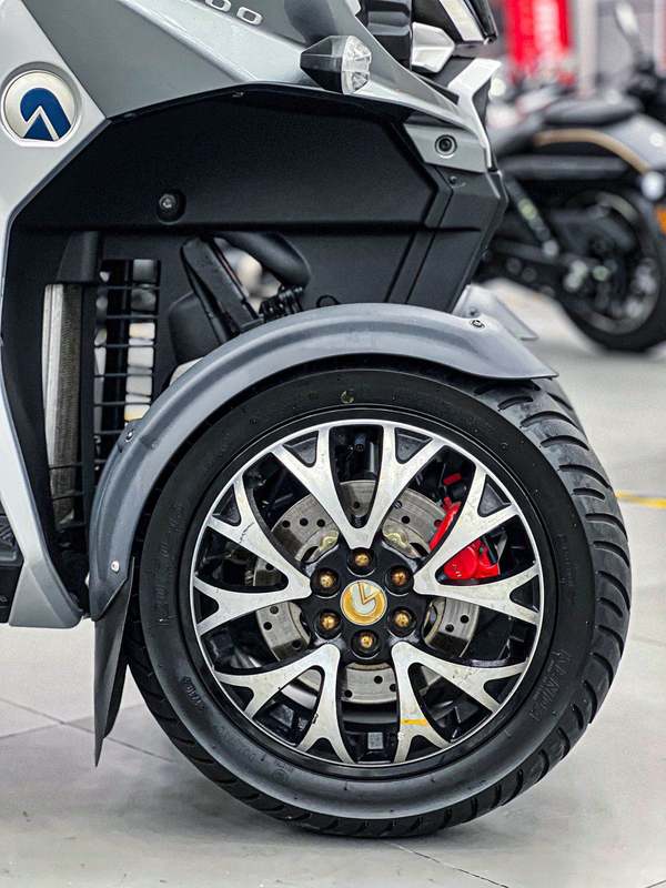 二手ADIVAAD1 200(进口)