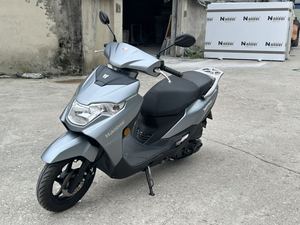 二手豪爵虎鲨VX125