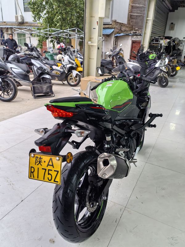 二手川崎Ninja 400