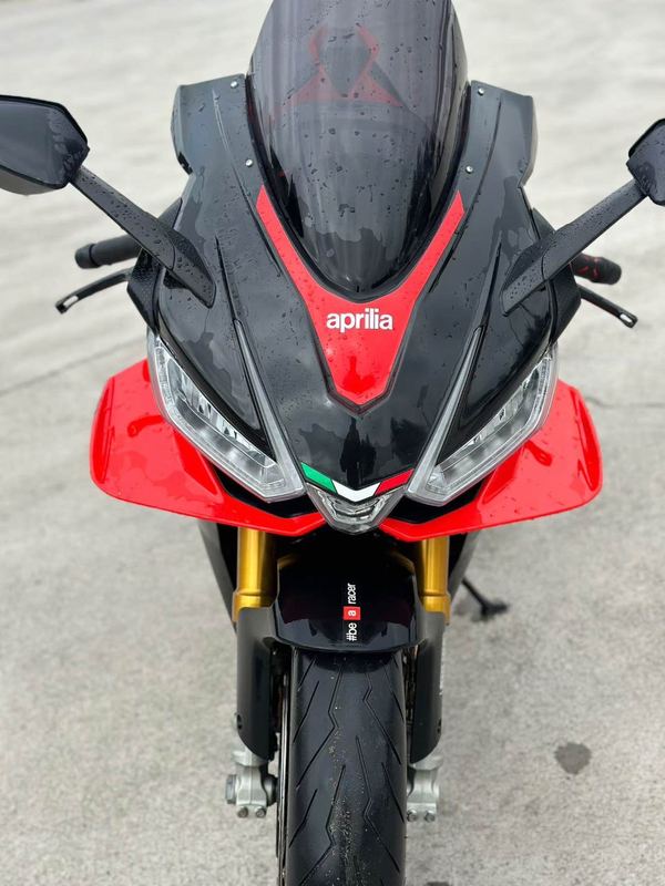 二手阿普利亚RSV4