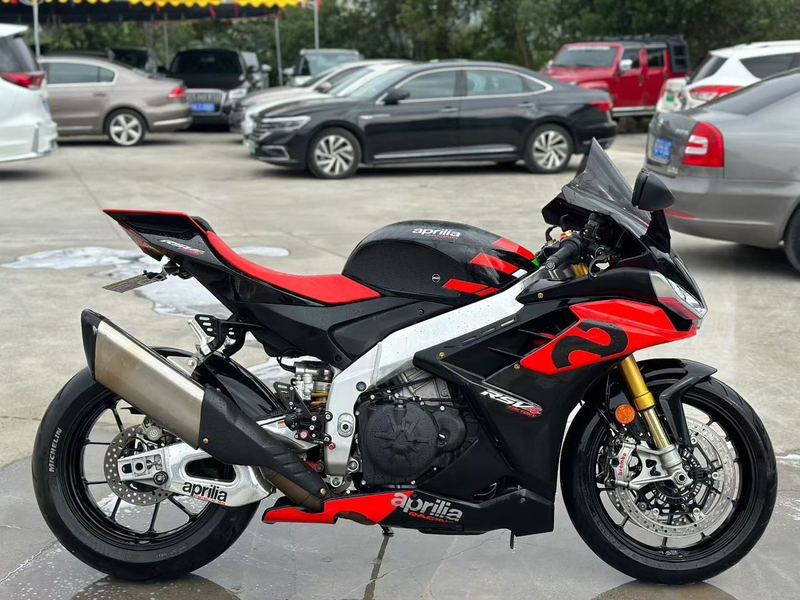 二手阿普利亚RSV4