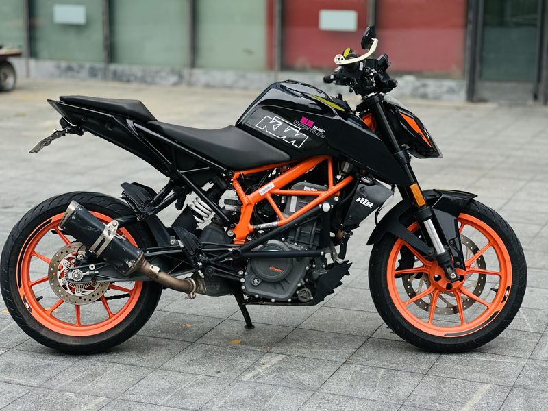 二手KTMR2R390 Duke