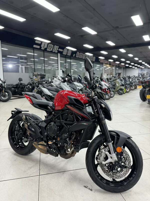 二手奥古斯塔Brutale 800