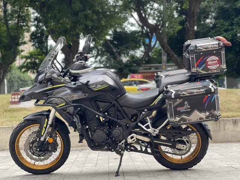 二手贝纳利金鹏 TRK502
