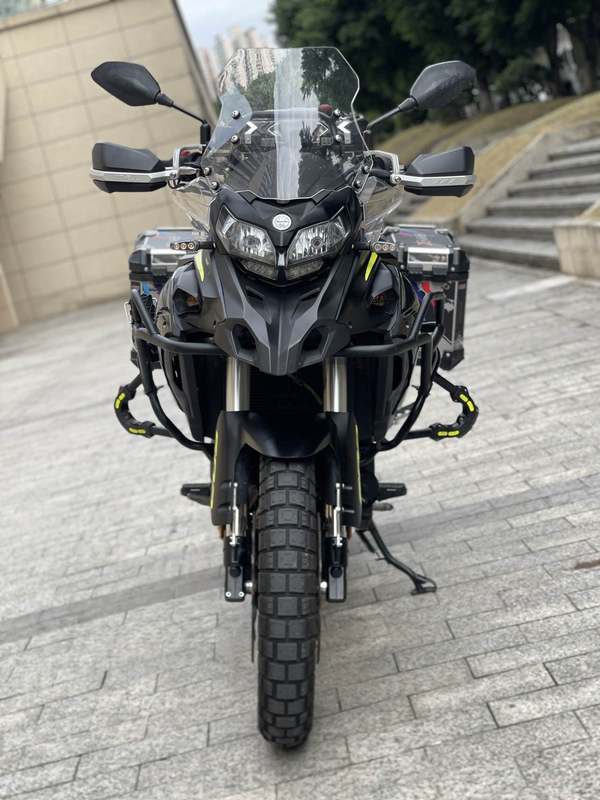 二手贝纳利金鹏 TRK502