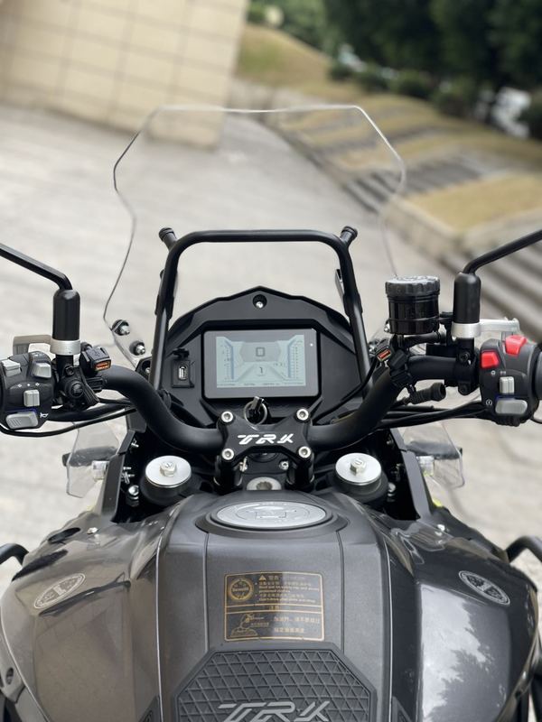 二手贝纳利金鹏 TRK502