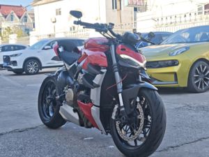 二手杜卡迪Street Fighter V4