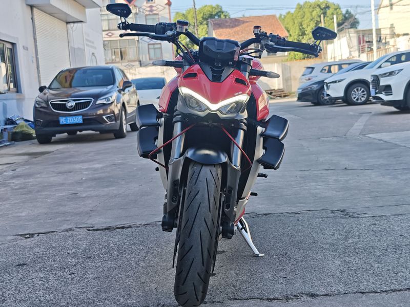 二手杜卡迪Street Fighter V4