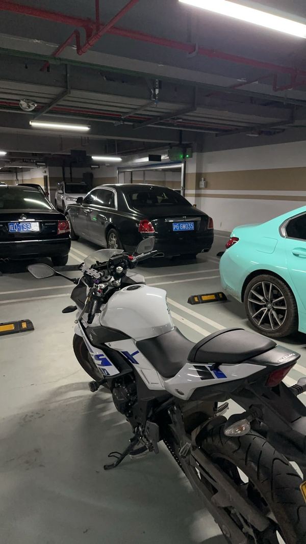 二手豪爵铃木GSX250R