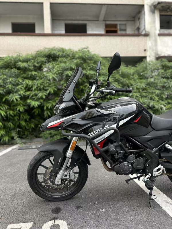 二手贝纳利金鹏 TRK251