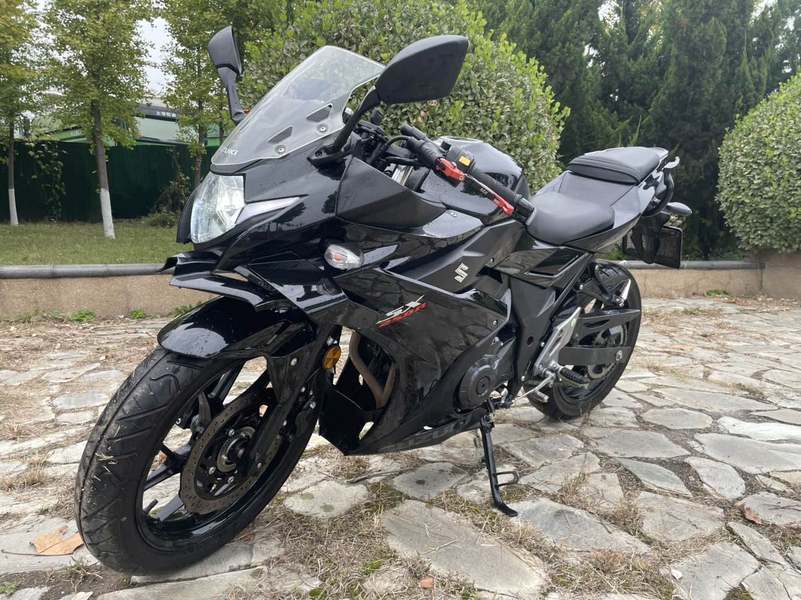二手豪爵铃木GSX250R