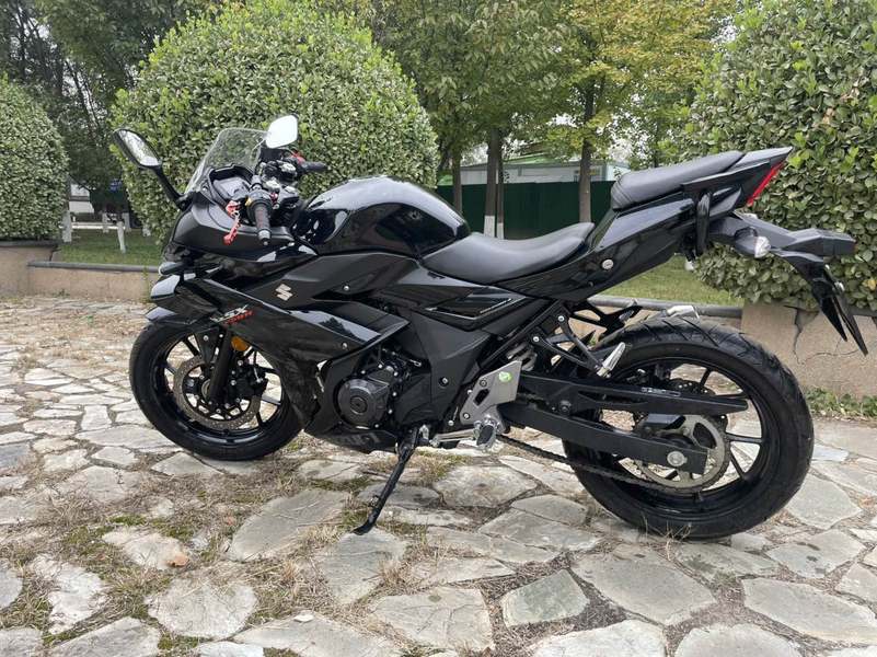 二手豪爵铃木GSX250R