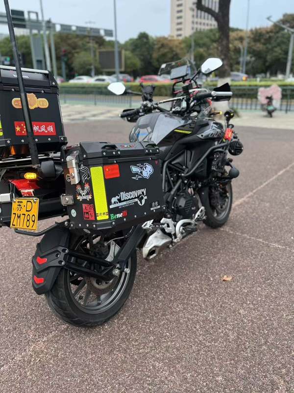 二手贝纳利金鹏 TRK502