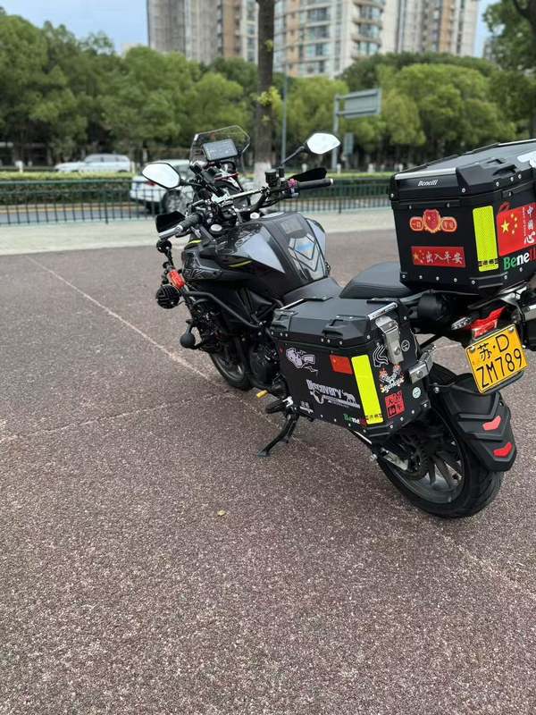 二手贝纳利金鹏 TRK502