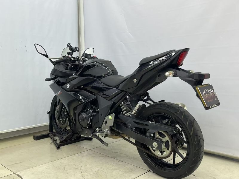 二手豪爵铃木GSX250R