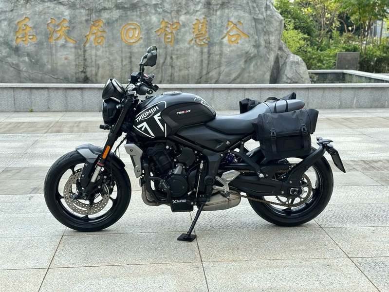 二手凯旋Trident 660