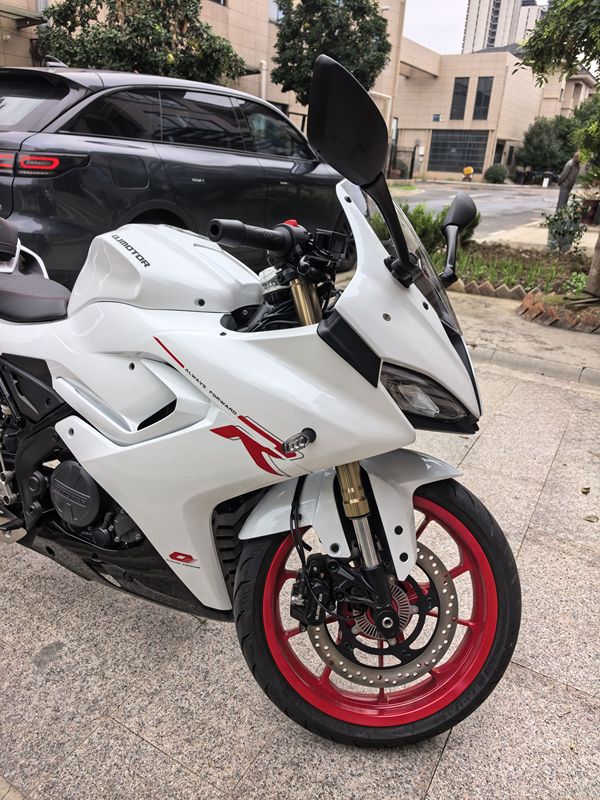 二手QJMOTOR赛250