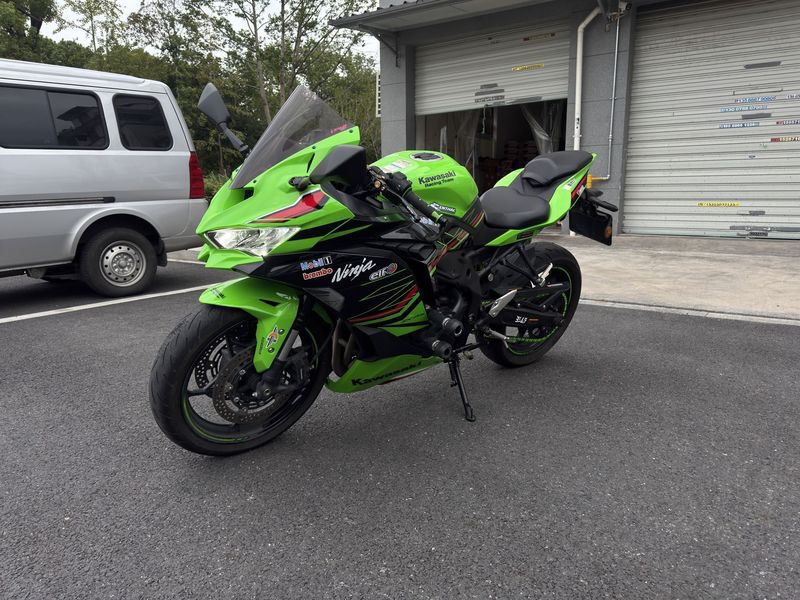 二手川崎ZX-4R