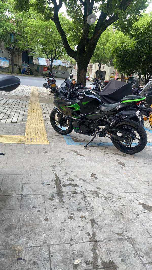二手川崎Ninja 400