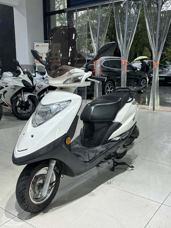 二手济南铃木瑞梦 UM125