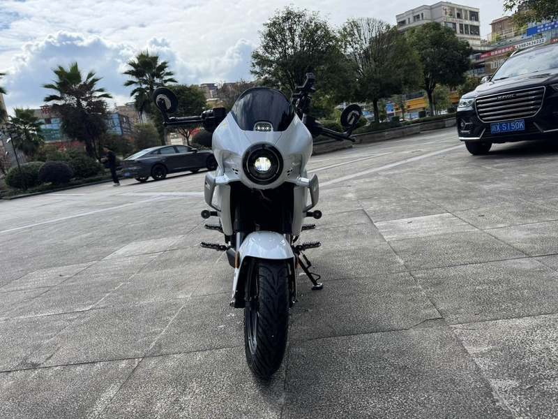 二手QJMOTOR小飞侠