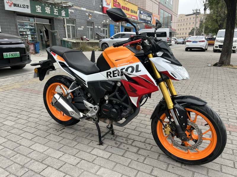 二手五羊本田CB190R 暴锋眼