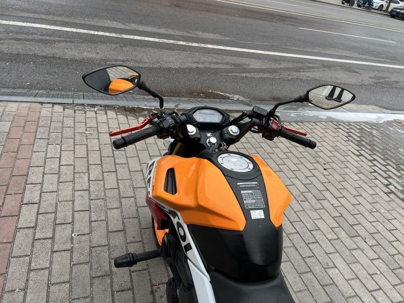 二手五羊本田CB190R 暴锋眼