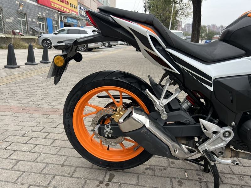 二手五羊本田CB190R 暴锋眼