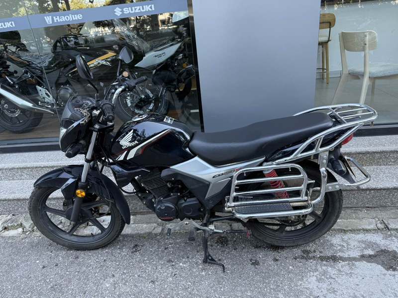 二手五羊本田CB150S雄帅
