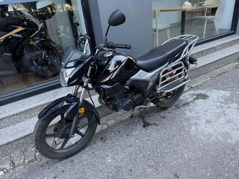 二手五羊本田CB150S雄帅