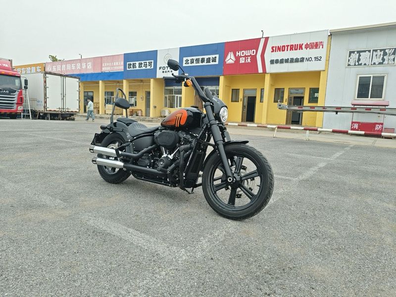 二手哈雷戴维森街霸 Street Bob
