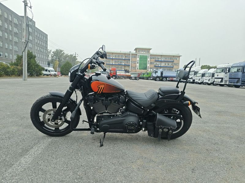 二手哈雷戴维森街霸 Street Bob