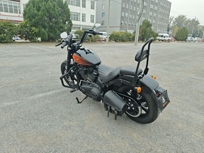 二手哈雷戴维森街霸 Street Bob